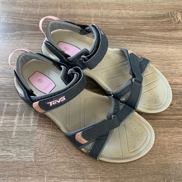 Teva Shoes - Teva — verra blue/grey/pink hiking sandals women’s 9